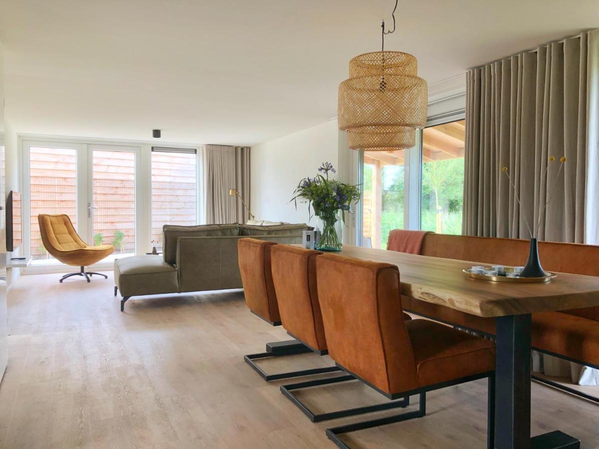 Bungalow 82 Op Recreatiepark De Wielen Sint Maarten Luaran gambar